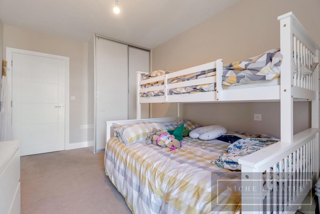Property Image 401b9bf6-b05b-4847-857a-02f9b42f5def