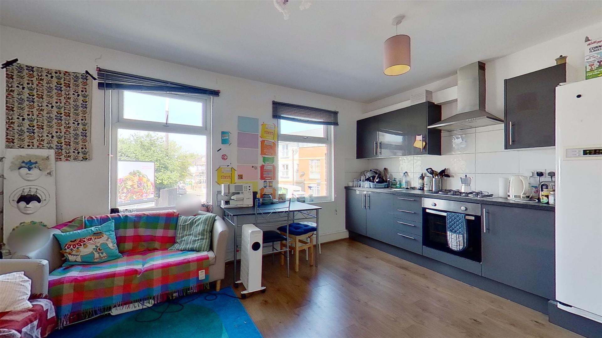 Property Image 4021cf9a-0e04-40ee-99f1-3b612b211549