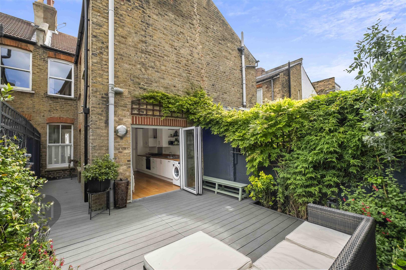 Property Image 40224b39-738b-4e40-84fc-026a8a3a85d0