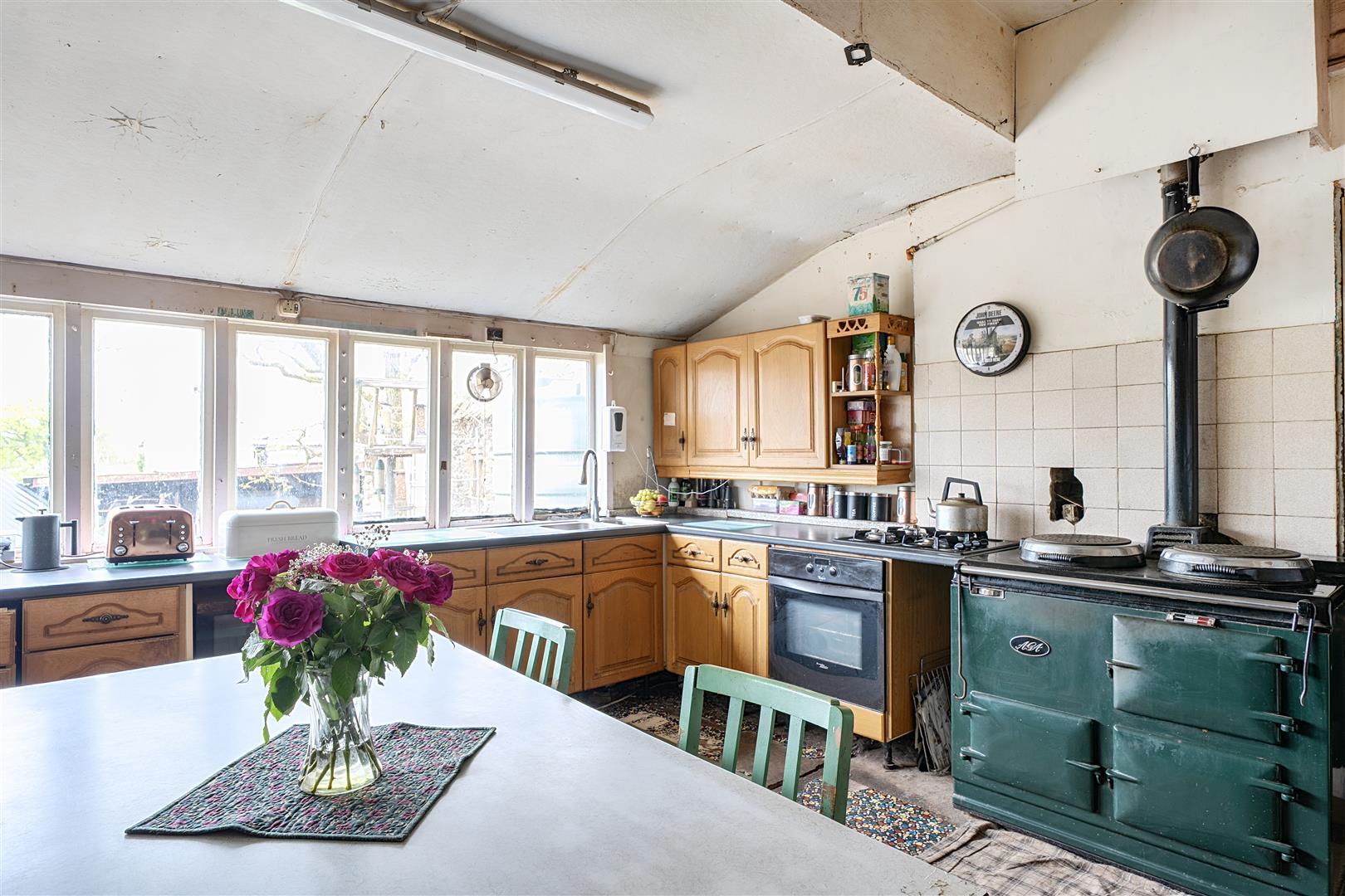 Property Image 402a3fbb-0bd5-434f-99a7-e4264bcf3a7f