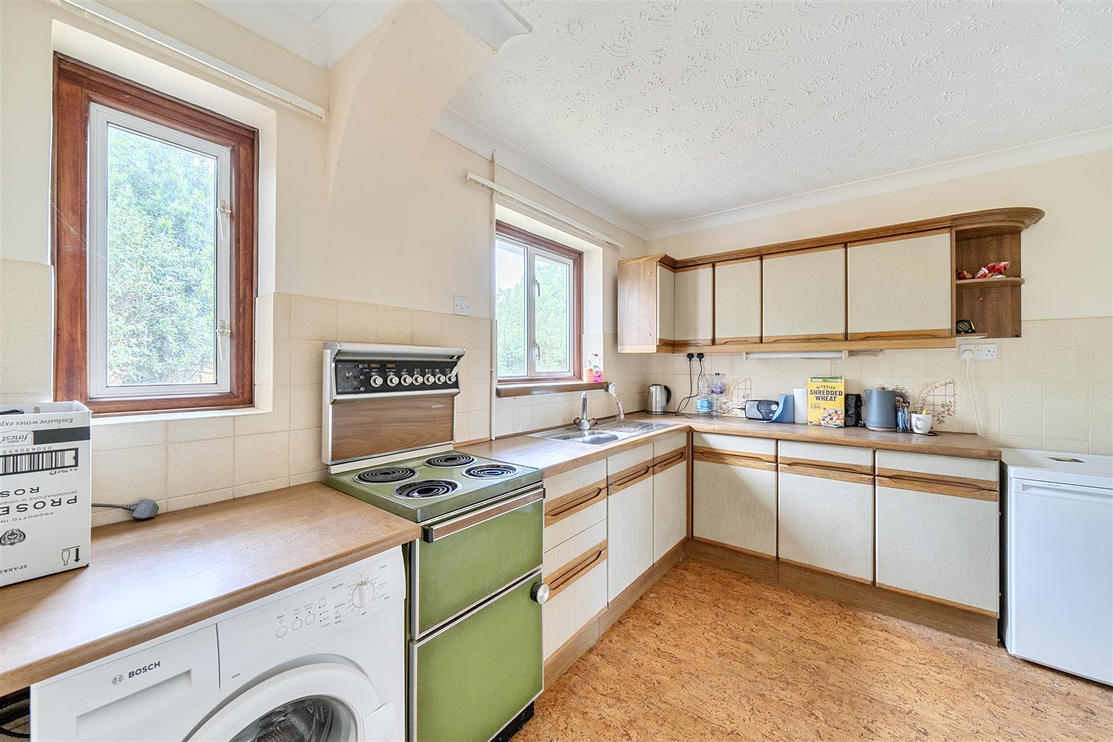 Property Image 402b952d-810c-4b70-8bc7-c2d417501609