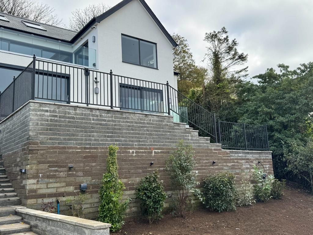 Property Image 402c6a07-ae14-4e82-8bae-827883a50088