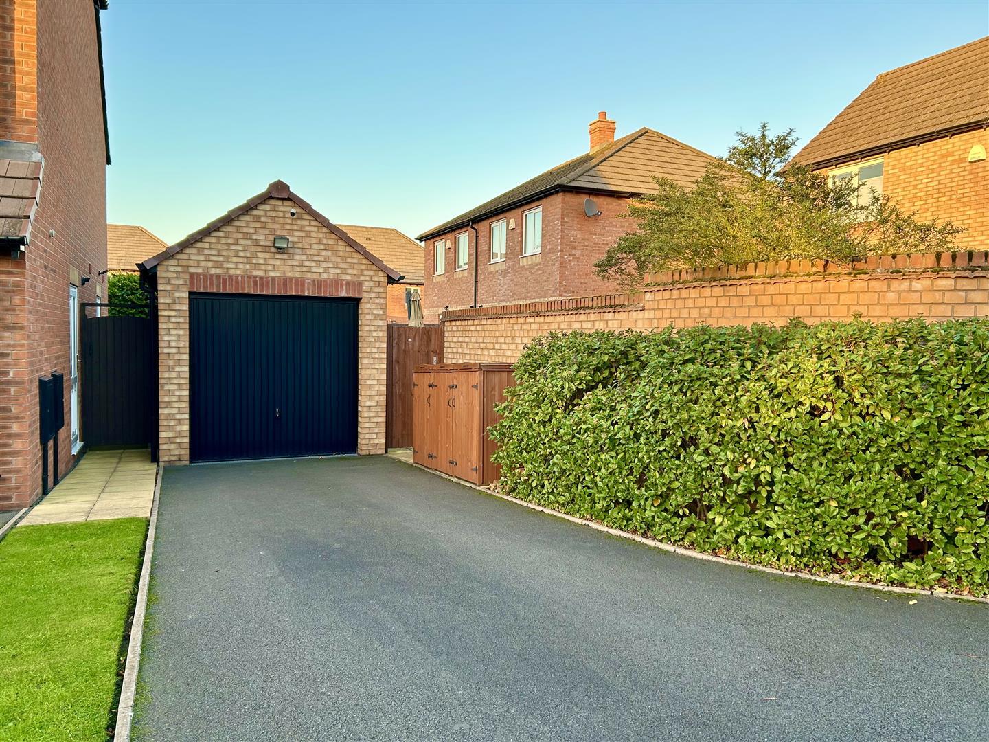 Property Image 402da4fc-e3e5-42df-af91-1519fb7bba72