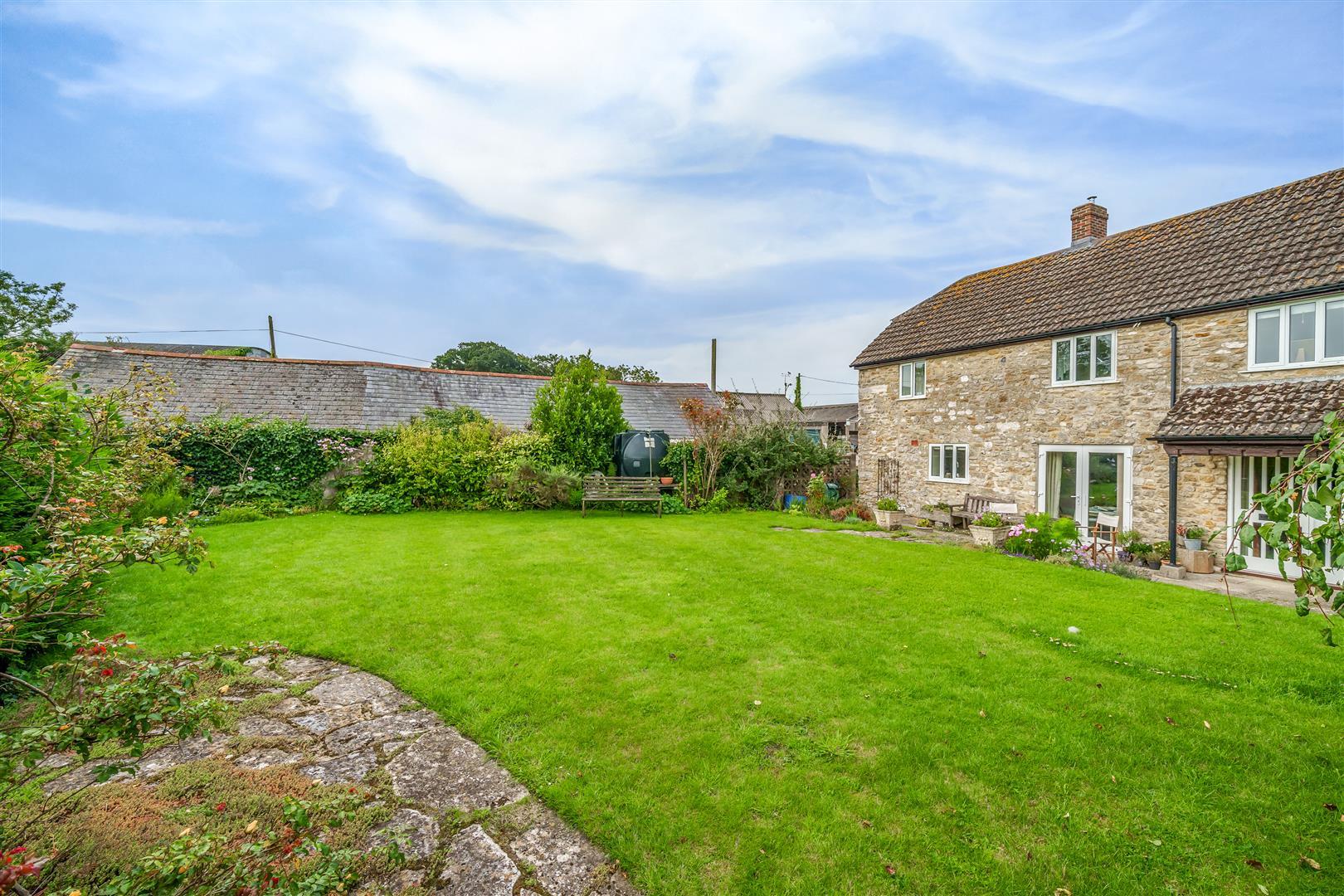 Property Image 402fdc93-4739-40d0-97ed-a0a901574dff