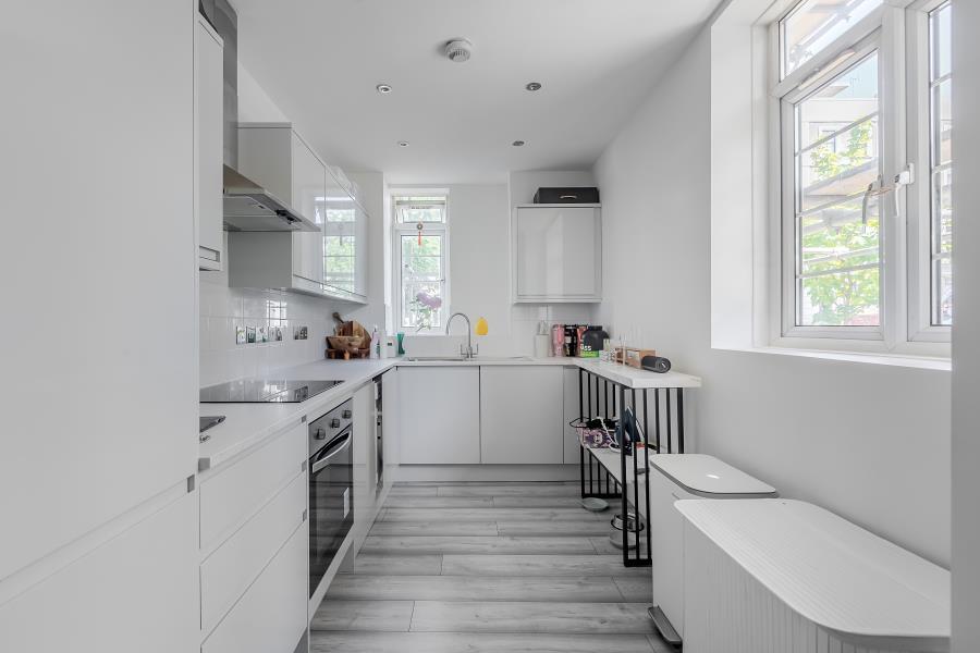 Property Image 4030d799-6bdb-4623-8fe9-df03058e9f03