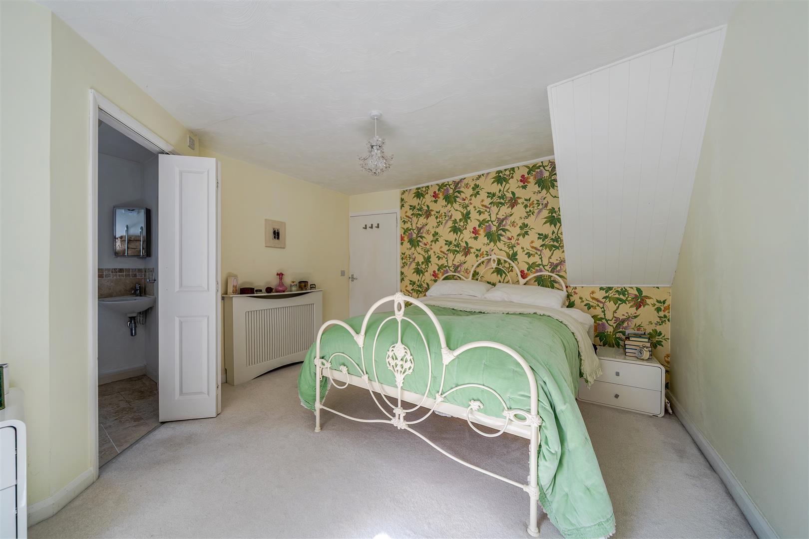 Property Image 40423d8c-9a4f-4693-b27d-fce65e402ef6
