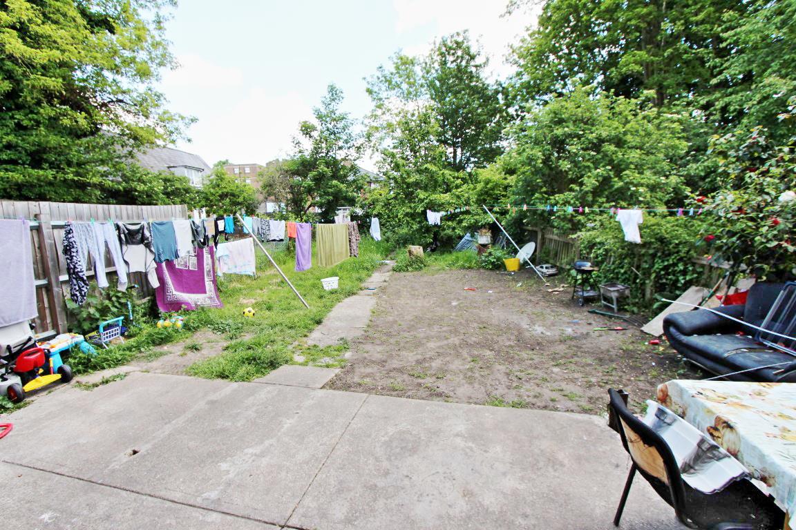 Property Image 404697fa-4c71-4fa8-b1f7-1bdd3982dc00