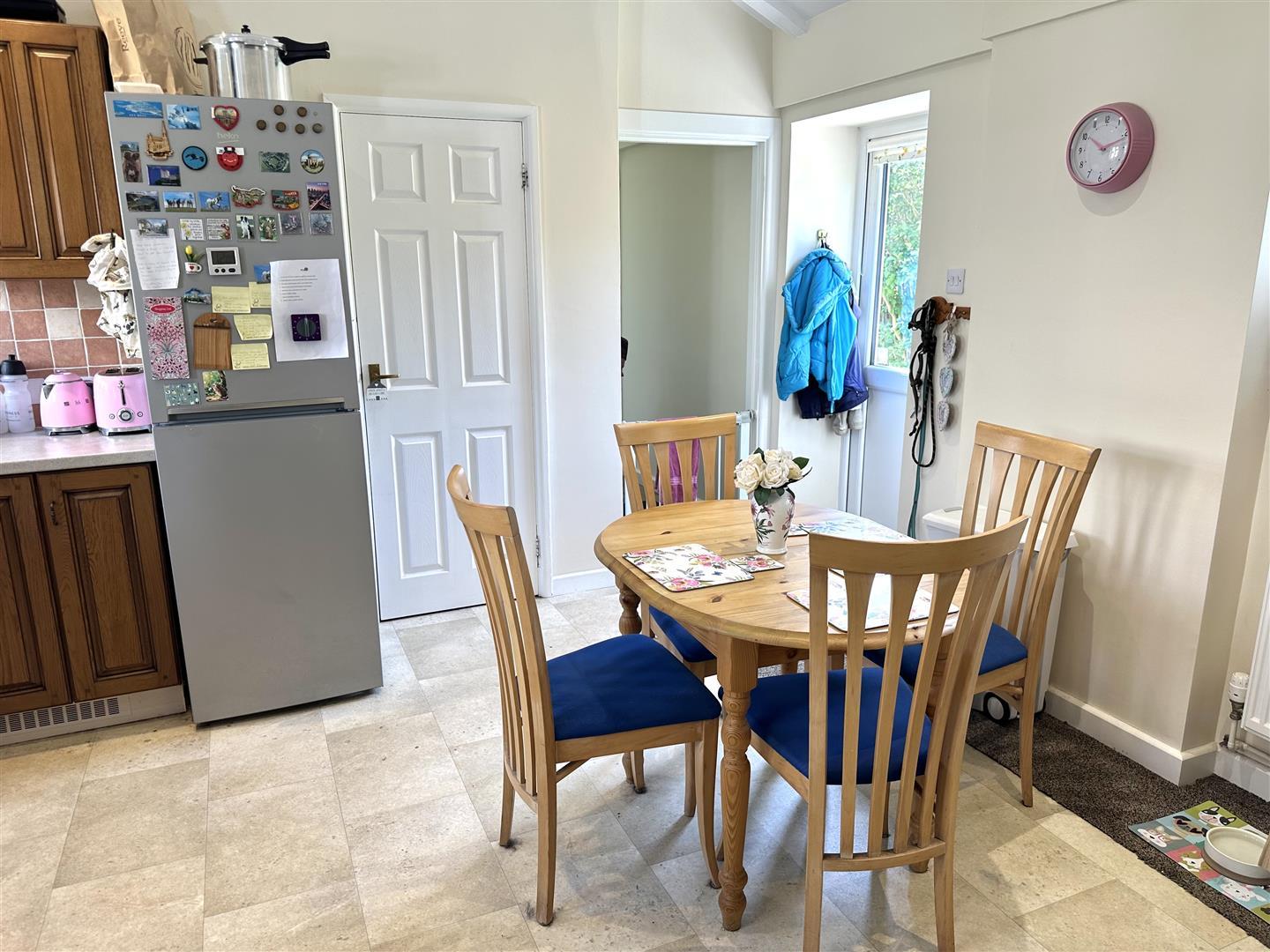 Property Image 404886c9-27d6-43dc-ba23-8aff1fe8f4ea