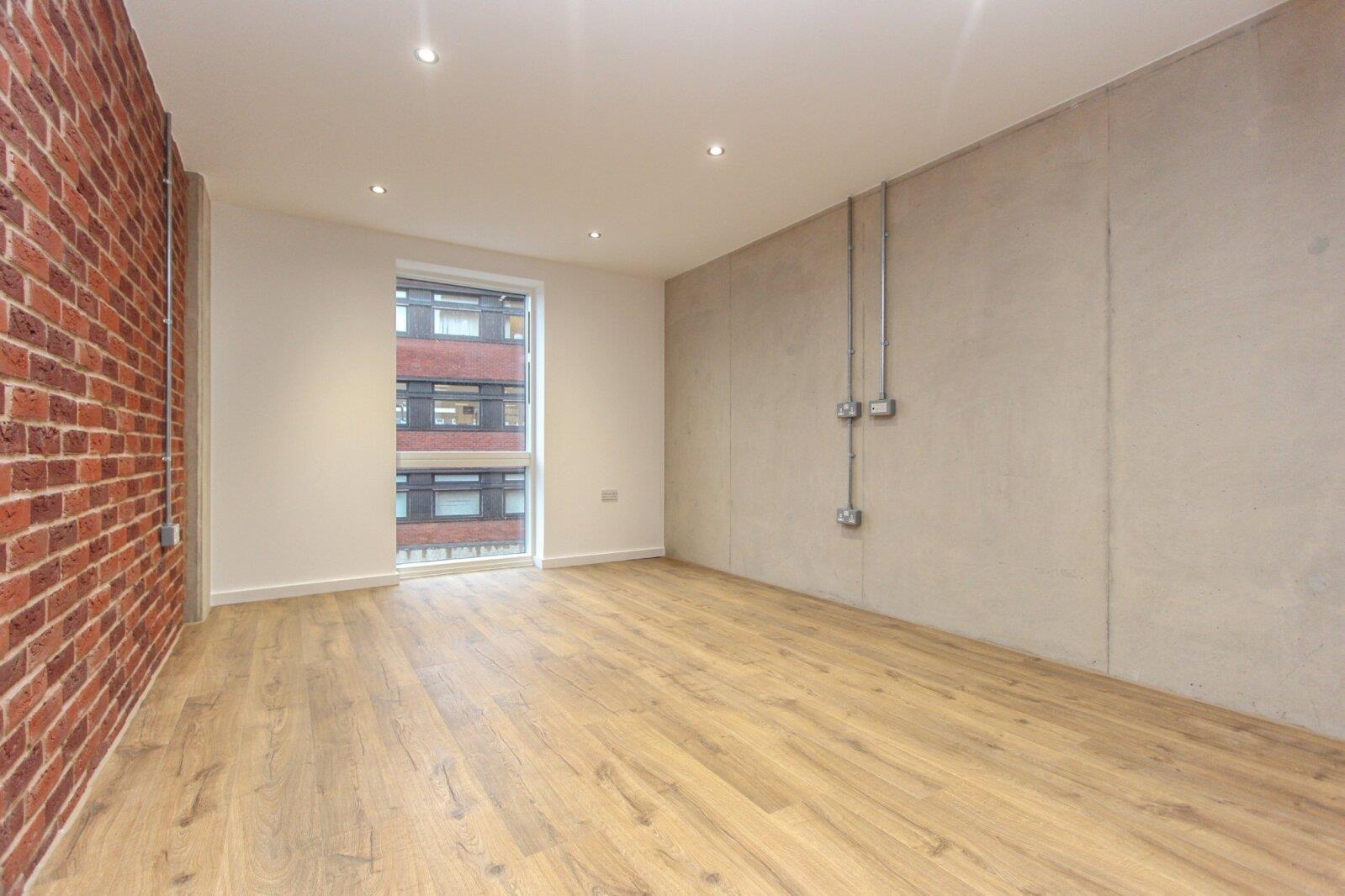 Property Image 404fa096-2226-4e00-8b38-b91d4d509023