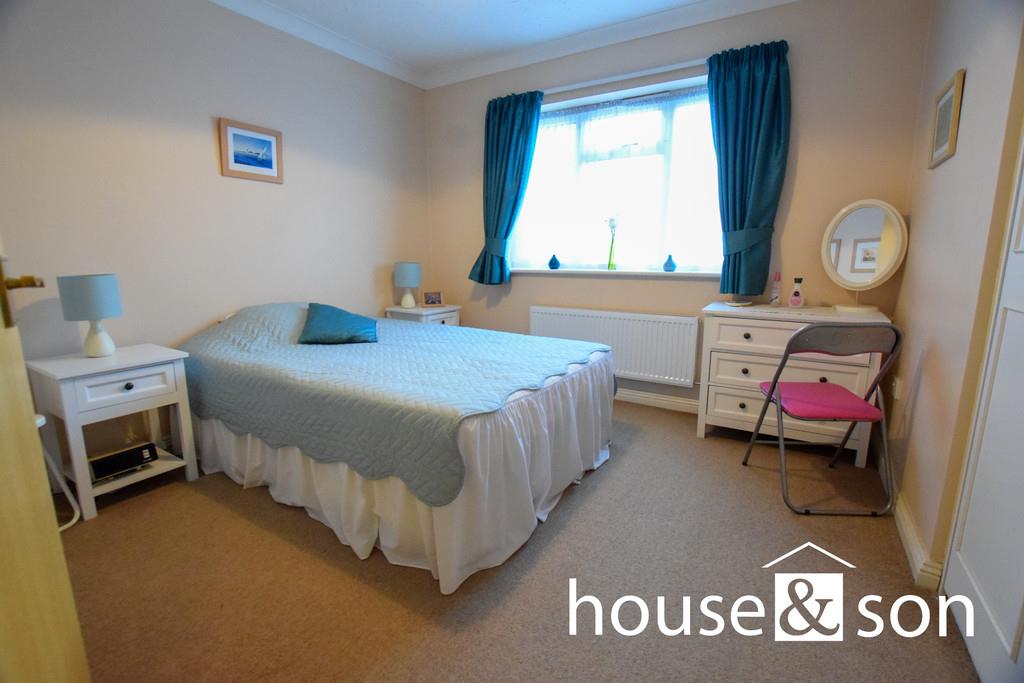Property Image 4061c4d5-039c-40c1-a28b-0f31438075ec