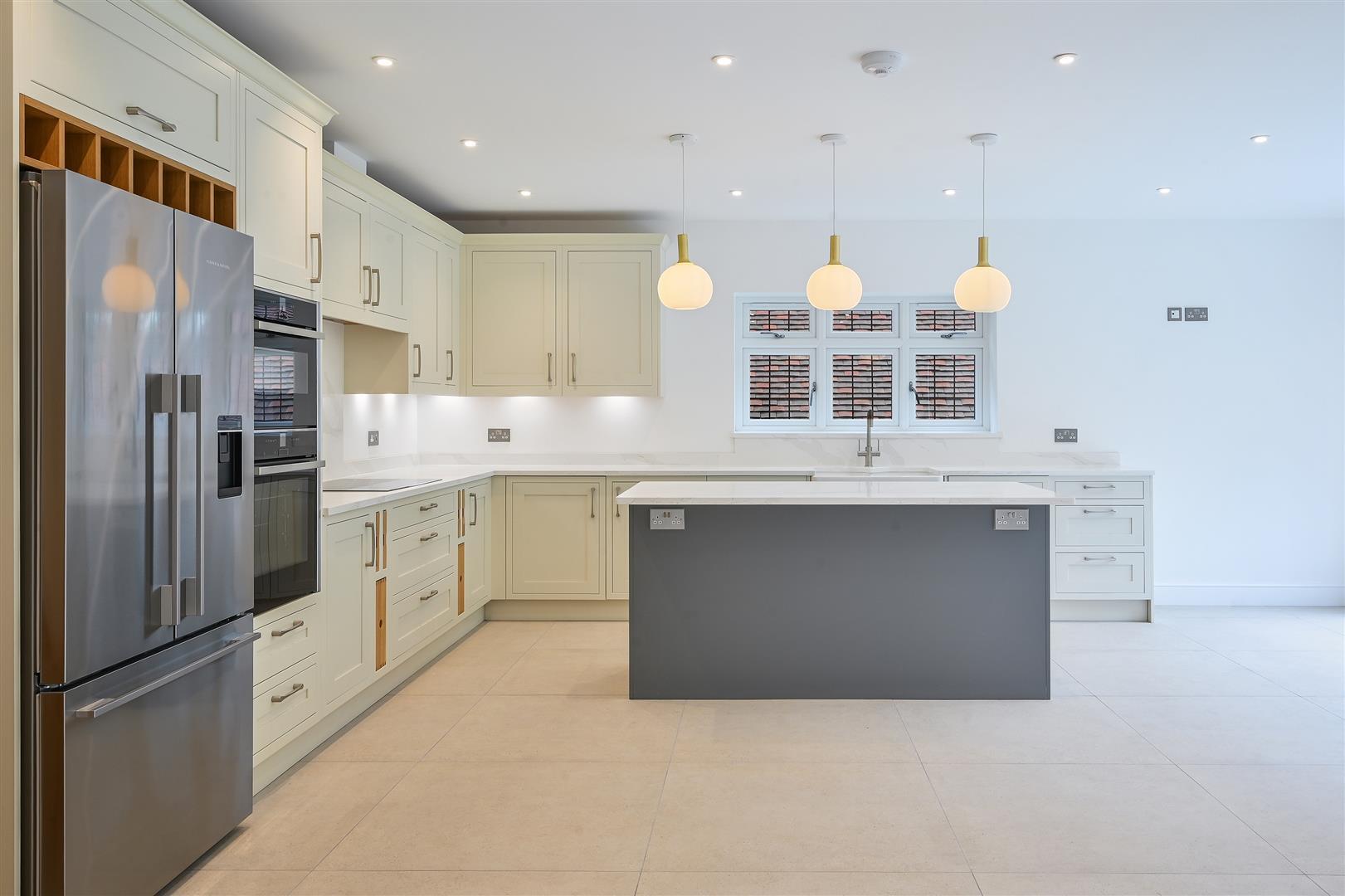 Property Image 4064e5e2-f413-495b-85fe-09fc3941ab73
