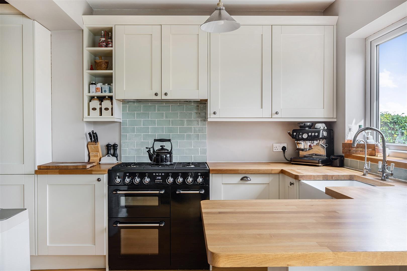 Property Image 4067b279-e906-4aee-b2d8-0b7a5c95e6ae