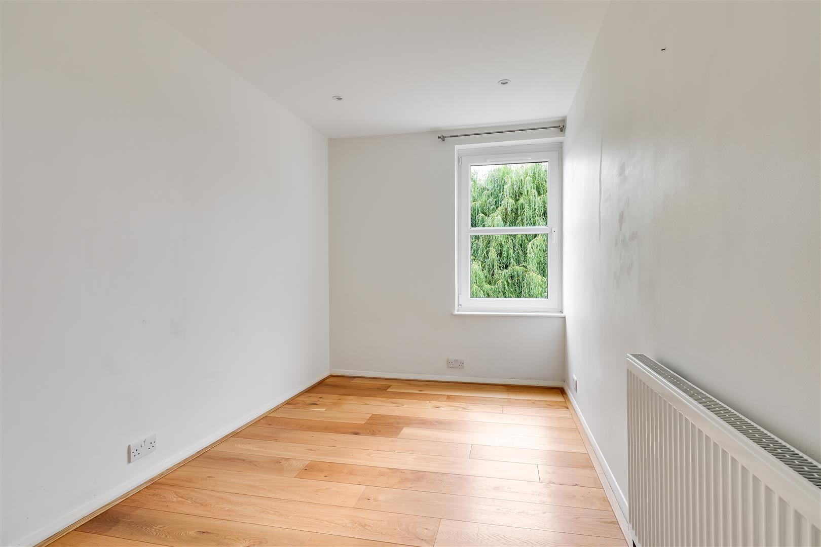 Property Image 40714922-b858-42a8-b62b-58216a6e7424