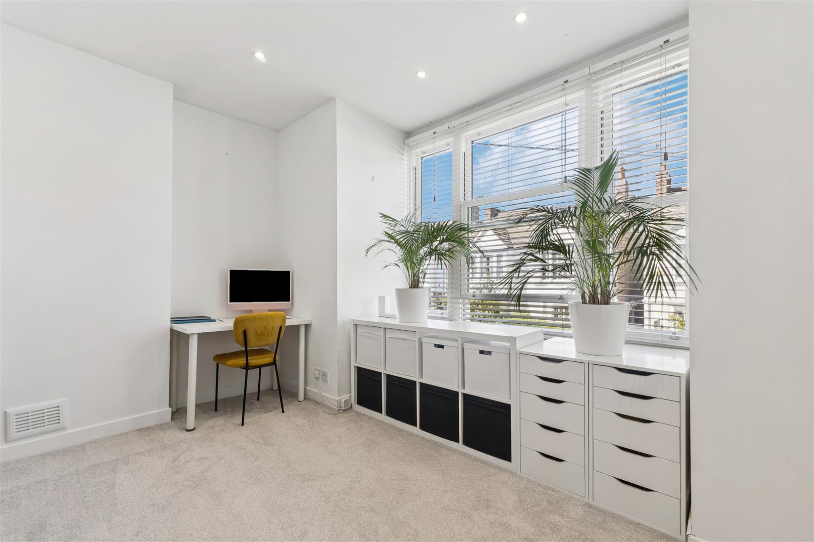 Property Image 407380d5-acfc-4c0d-b280-37005a80abd0