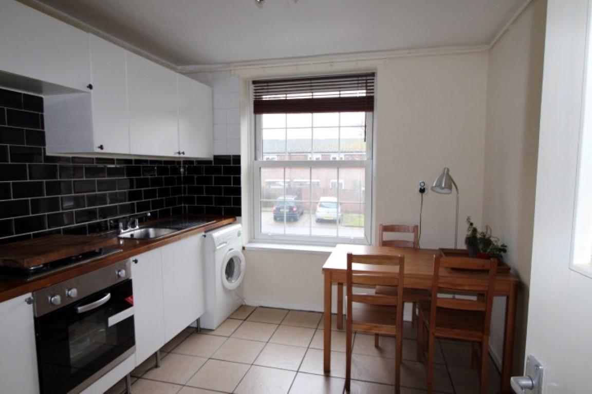 Property Image 4075baf2-a23a-42df-8c8d-c72aec41529e