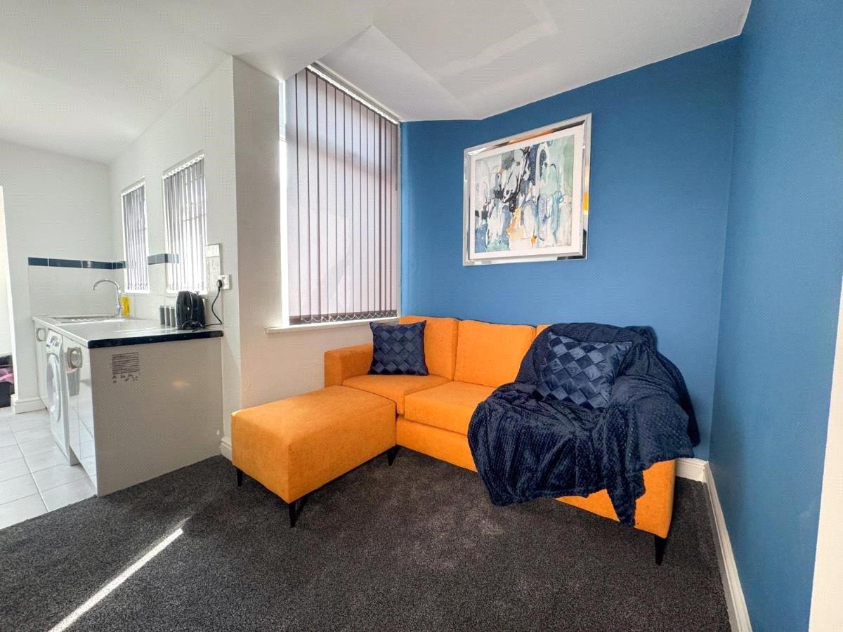 Property Image 4083a6df-17e6-4106-b7cd-8ea2d8f5ef3c