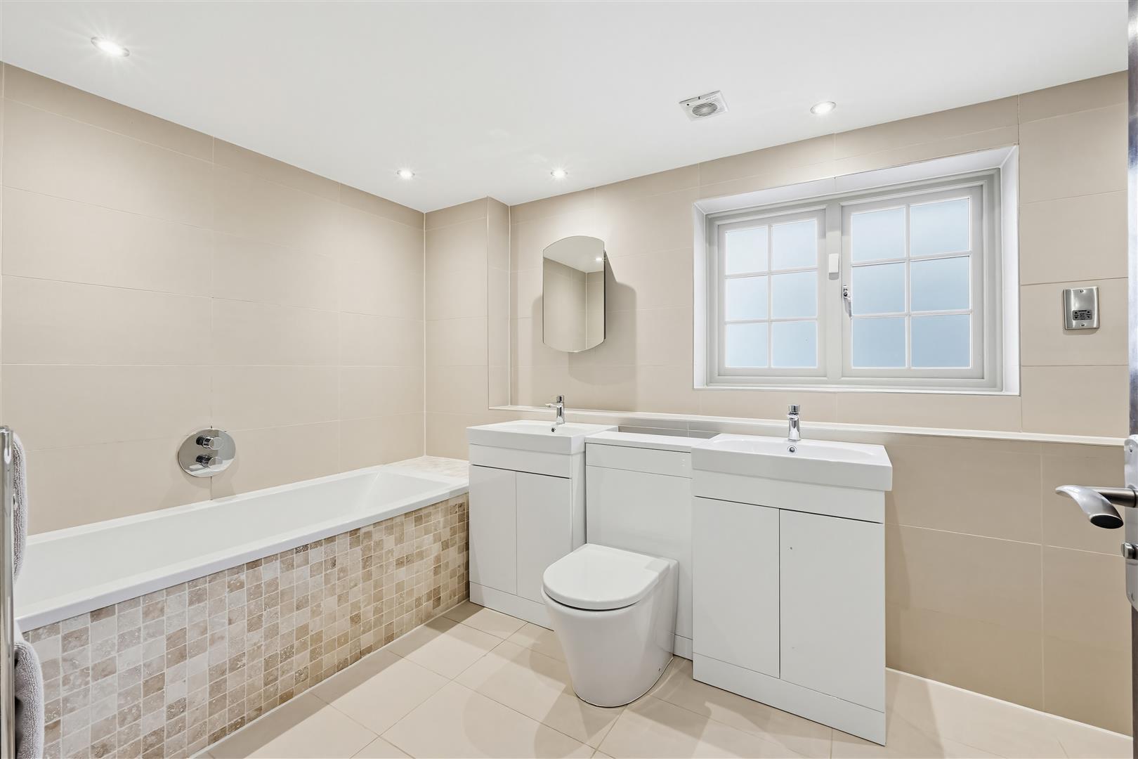 Property Image 408d9bac-1ff6-4094-8599-5f5b07fc34b5
