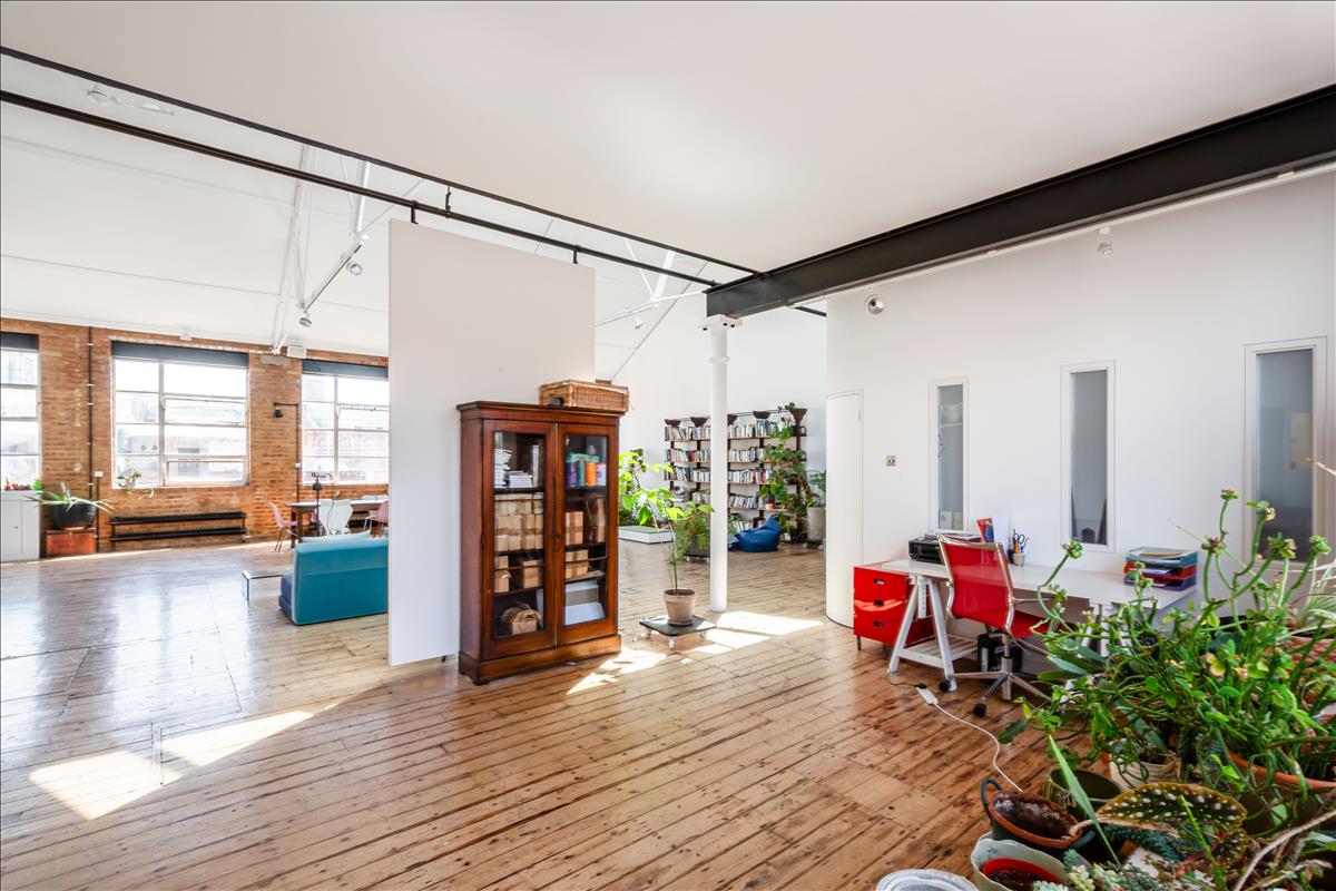 Property Image 40974260-fc14-42df-889d-cea7f68fb94b