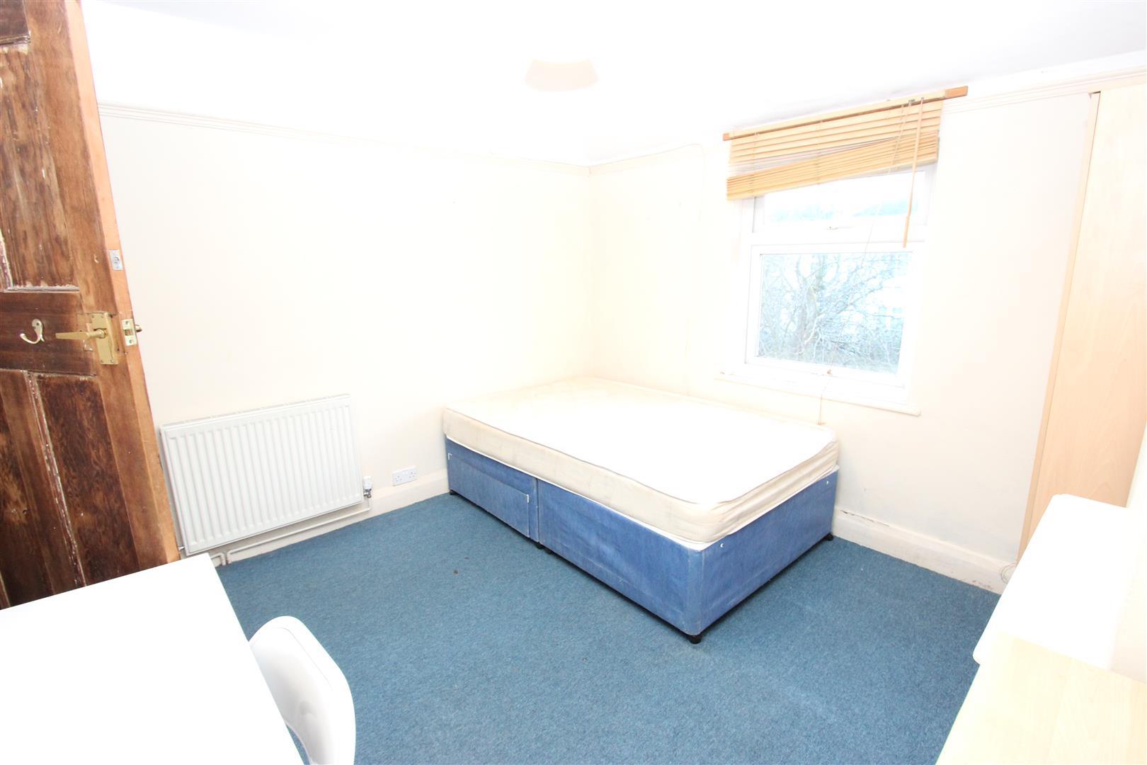 Property Image 40975041-b64b-4043-9b38-78448b5a1c68