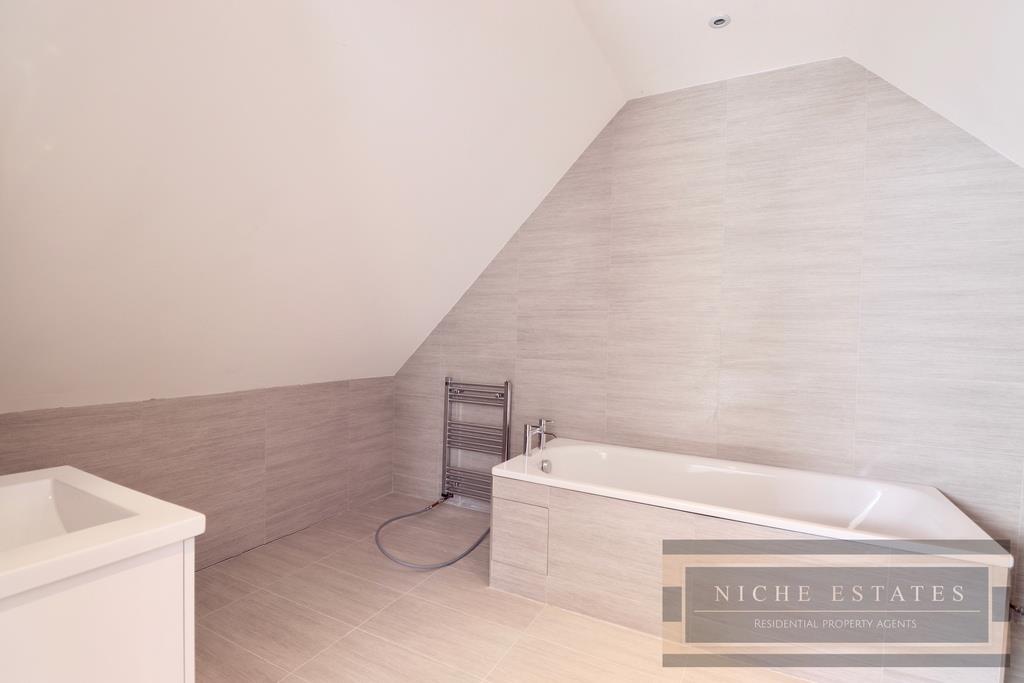 Property Image 4098b93c-2d8e-4e02-a99d-9e4f9512e8f1