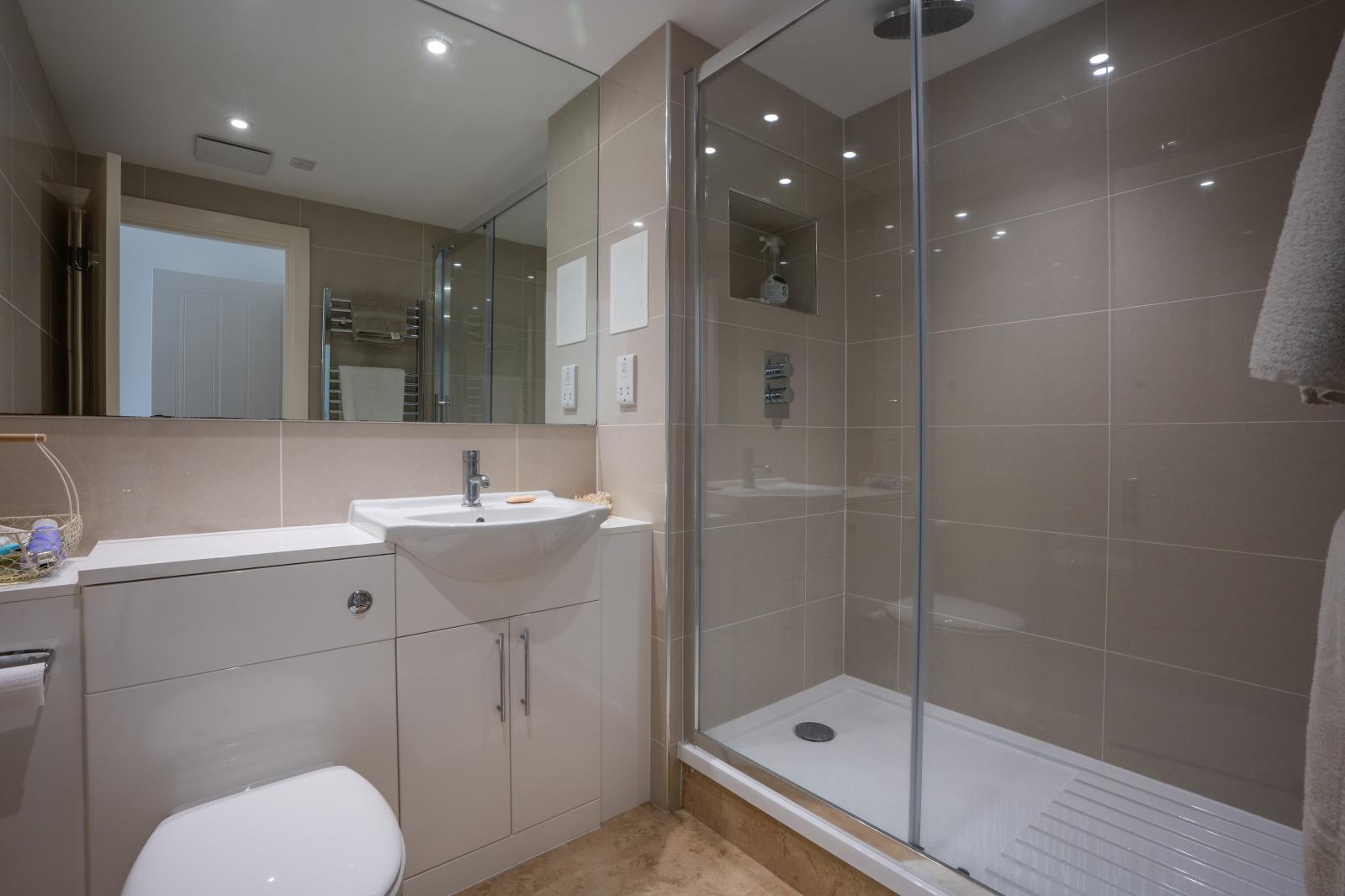 Property Image 40a0a14e-b952-4838-883f-faade944b410