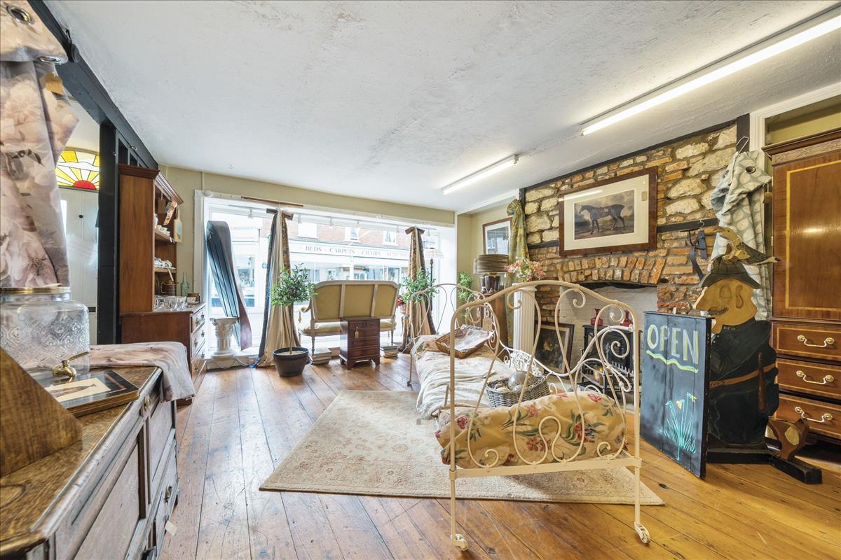 Property Image 40a20a6c-910c-49c3-99d6-d216b5961aef