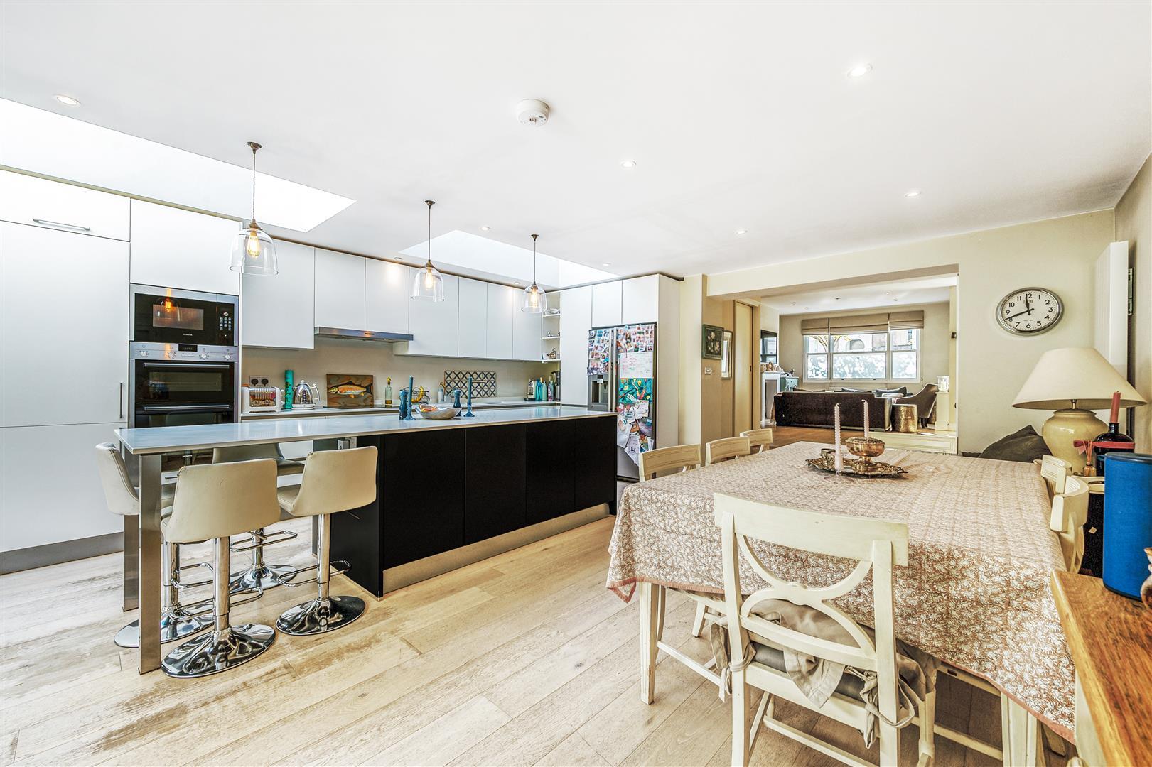 Property Image 40ac4f80-45af-48d6-a774-72261a8ceec7