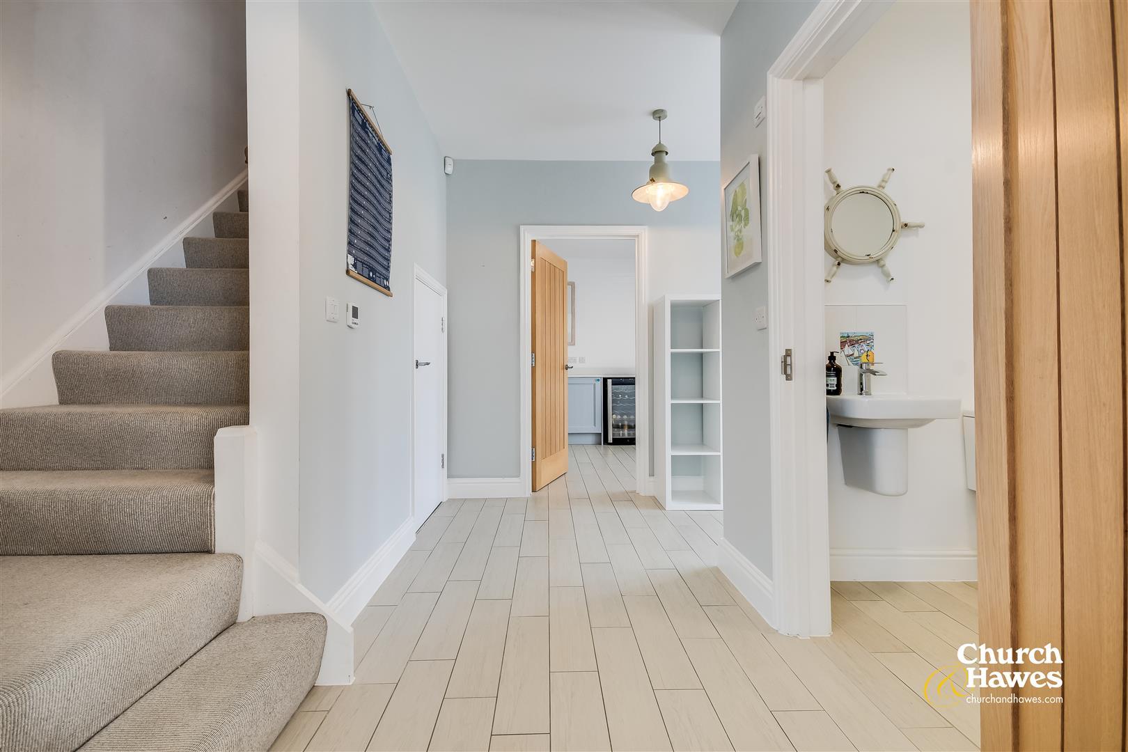 Property Image 40b117b2-99cd-427f-8936-389779ff0259
