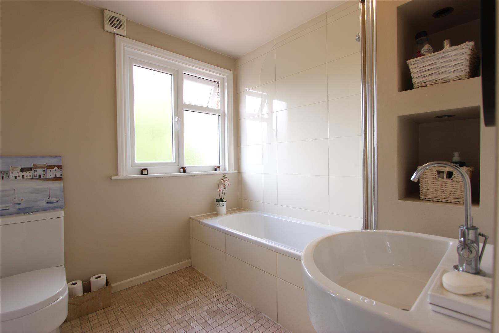 Property Image 40b501ab-fd5e-4221-9948-81b2545e4da5