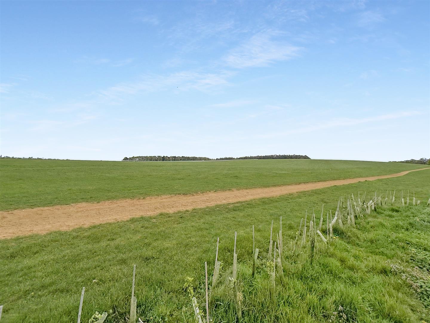 Property Image 40b51bb2-3368-4eaf-a0b0-1d69252b3b70