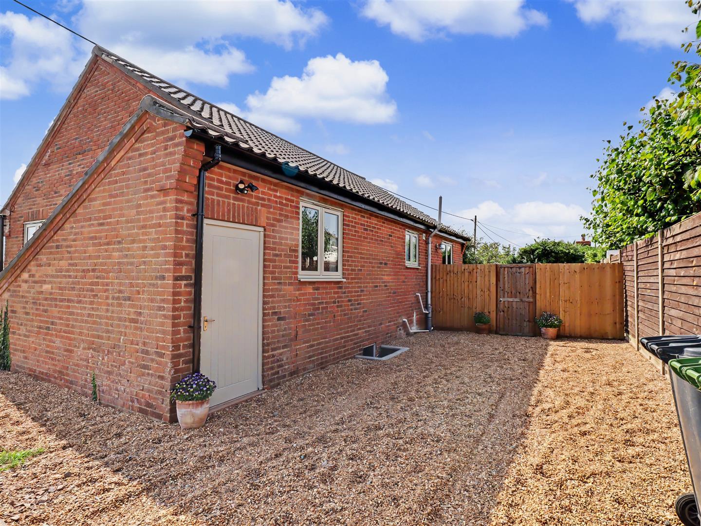 Property Image 40b56cf4-7484-4933-a10e-4e3892506eb1
