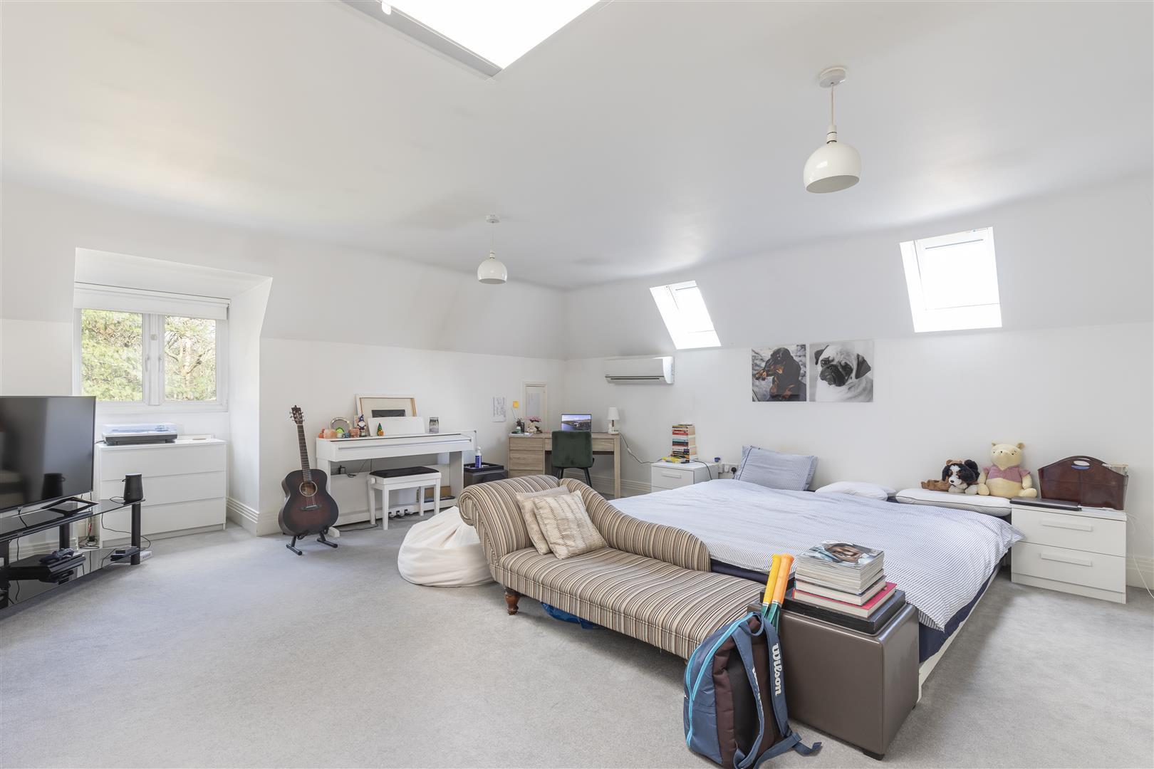 Property Image 40b8b233-2164-4f40-90fb-1ec87e3b81fd