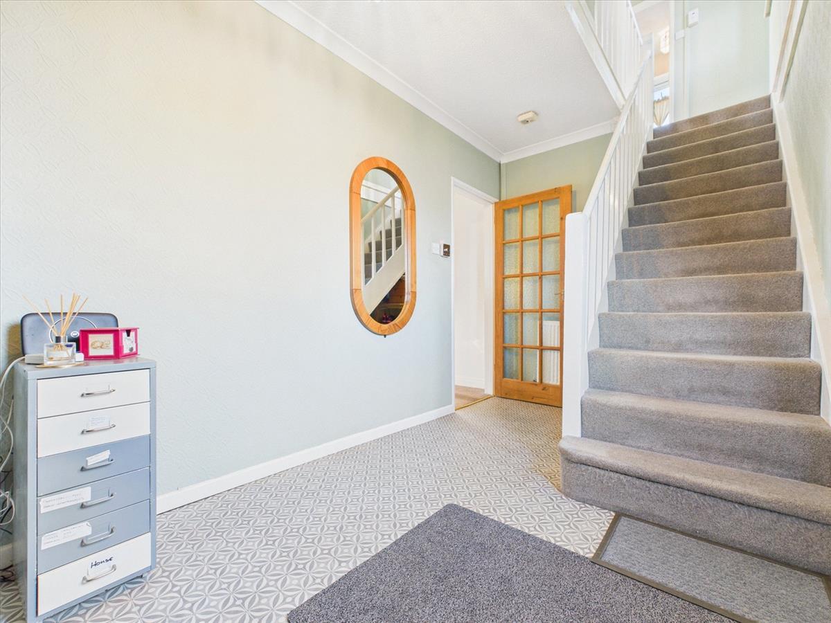 Property Image 40c2388f-e6f7-4e50-8bb7-1d81b50c3ad7