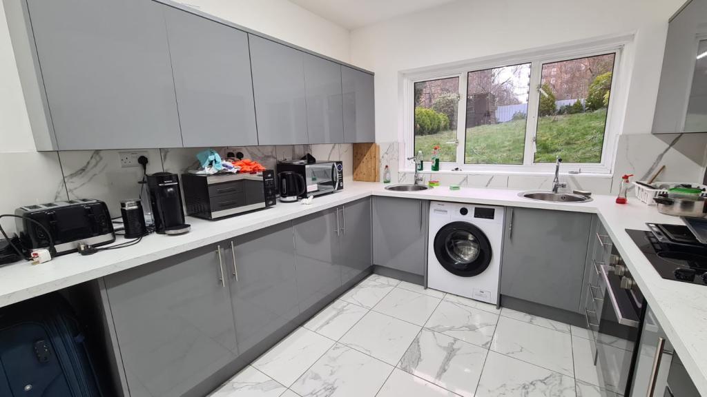 Property Image40c51acb-8f5c-4ad1-8e66-7eda6058b67e