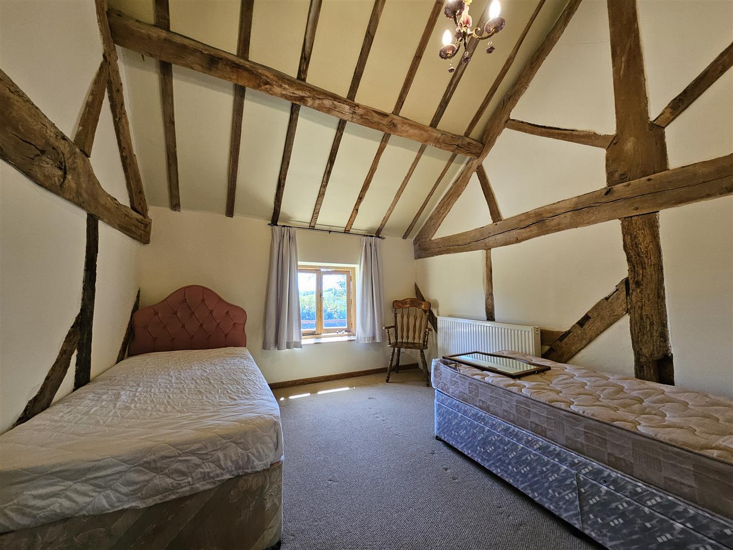 Property Image 40da0096-8717-4f9d-8337-a3556c0d5bfd