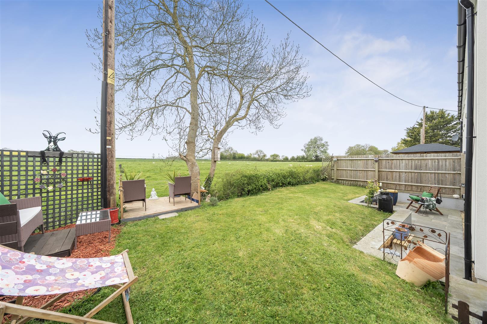 Property Image 40df54c3-799c-47f3-a258-ee823d423373