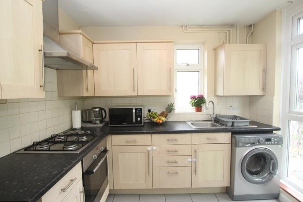 Property Image 40e0353f-8cfd-4f50-8ea9-74d535b44de0