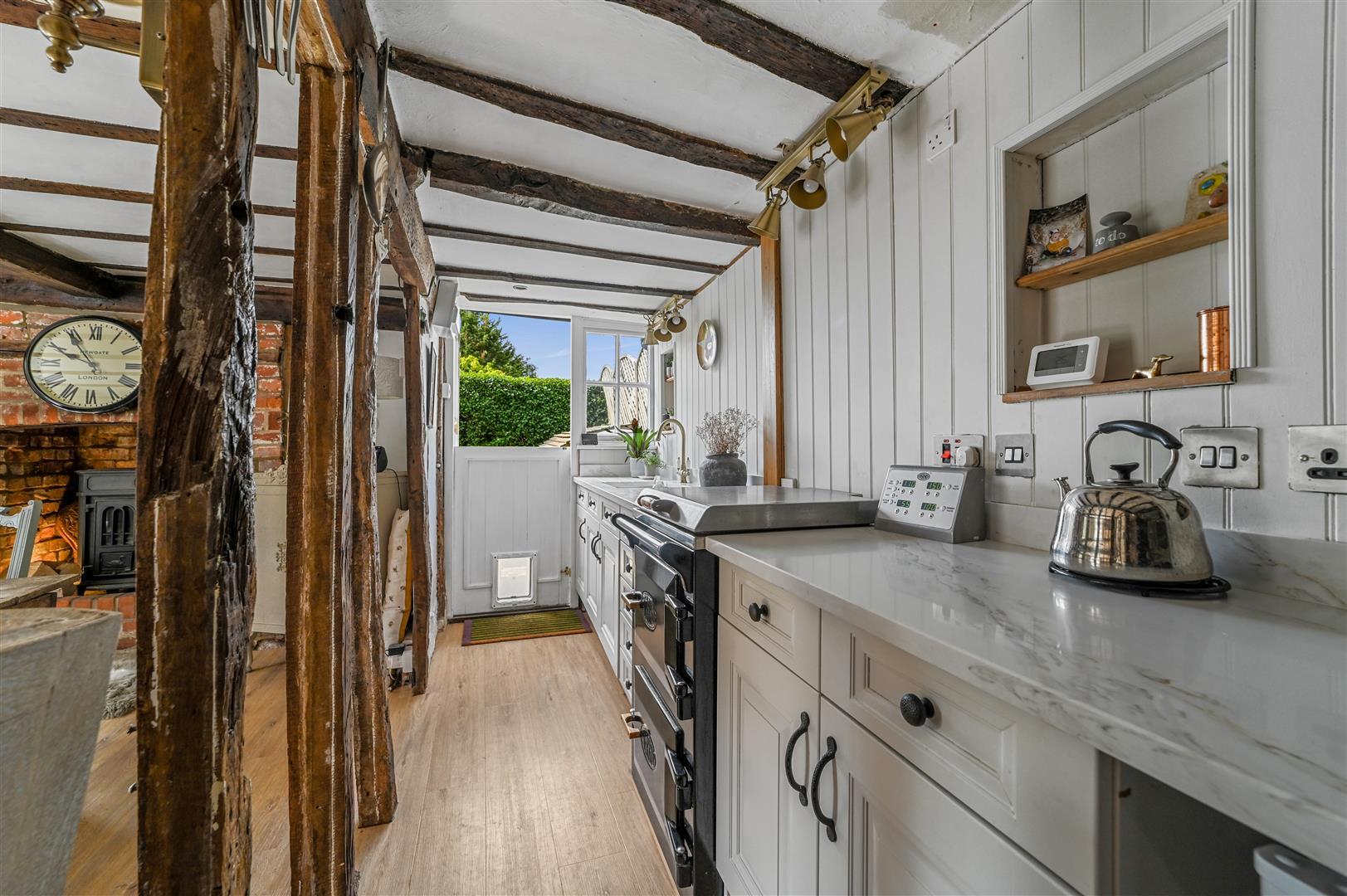 Property Image 40f27636-5677-4da9-8b51-6bcbdc92ce7c