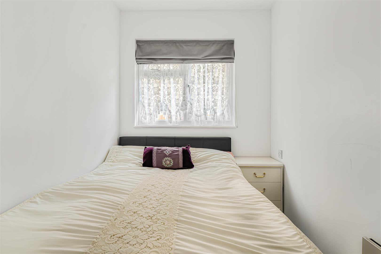 Property Image 40f4002e-934b-479f-a286-4360e504ff56