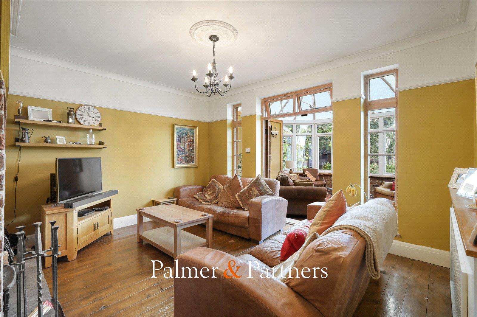 Property Image 40fdcfc6-bd9a-4f32-87f7-1f249561fd2c