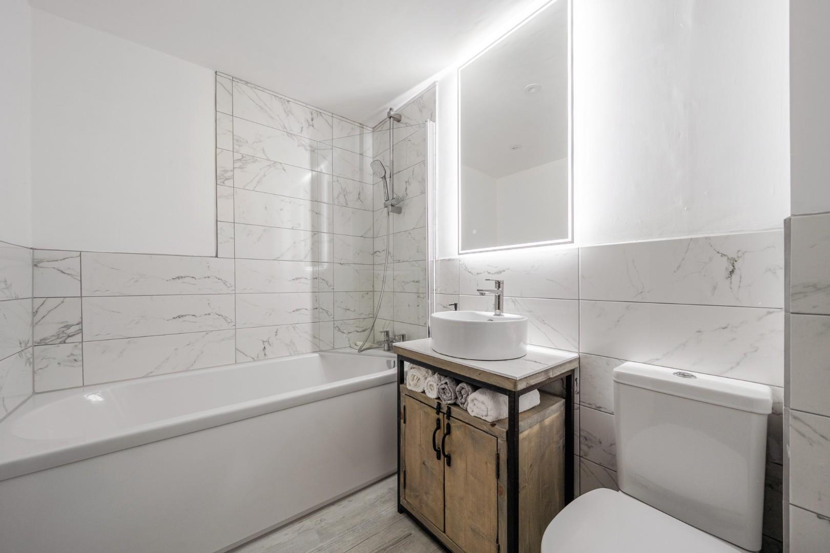 Property Image 410fc600-842d-459c-9bc1-9c4fcea4398a