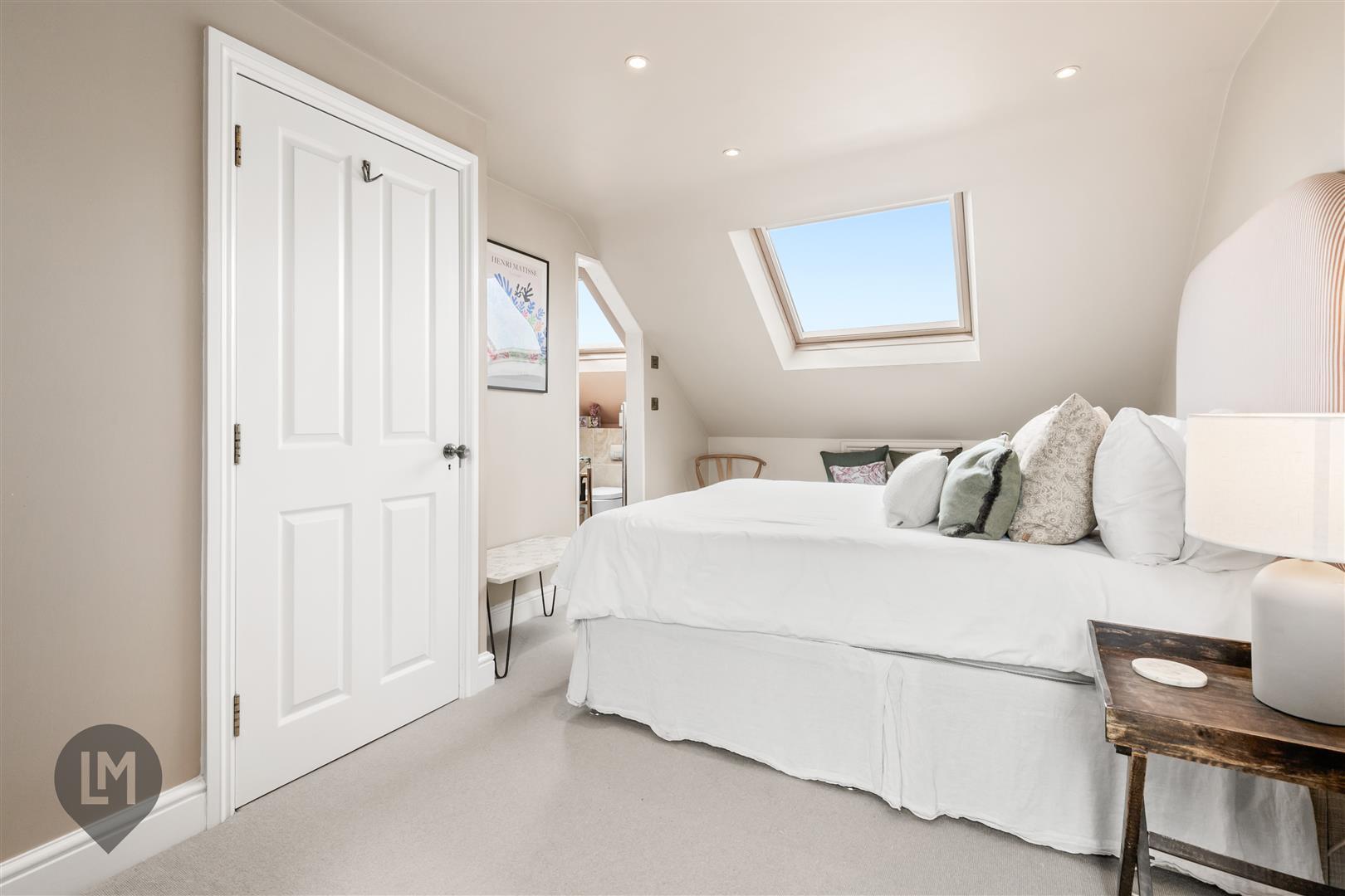 Property Image 4112fd16-6bef-492c-b57c-2fc991c28ef1