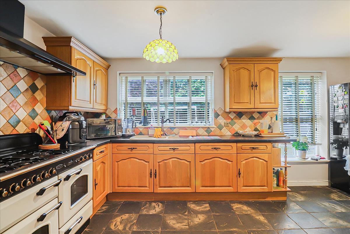 Property Image 411eff54-c251-454b-af78-8fb93601fde3