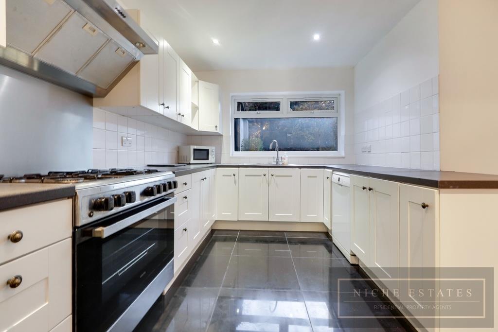 Property Image 411f523c-d2b5-47e6-b31a-af543193b122