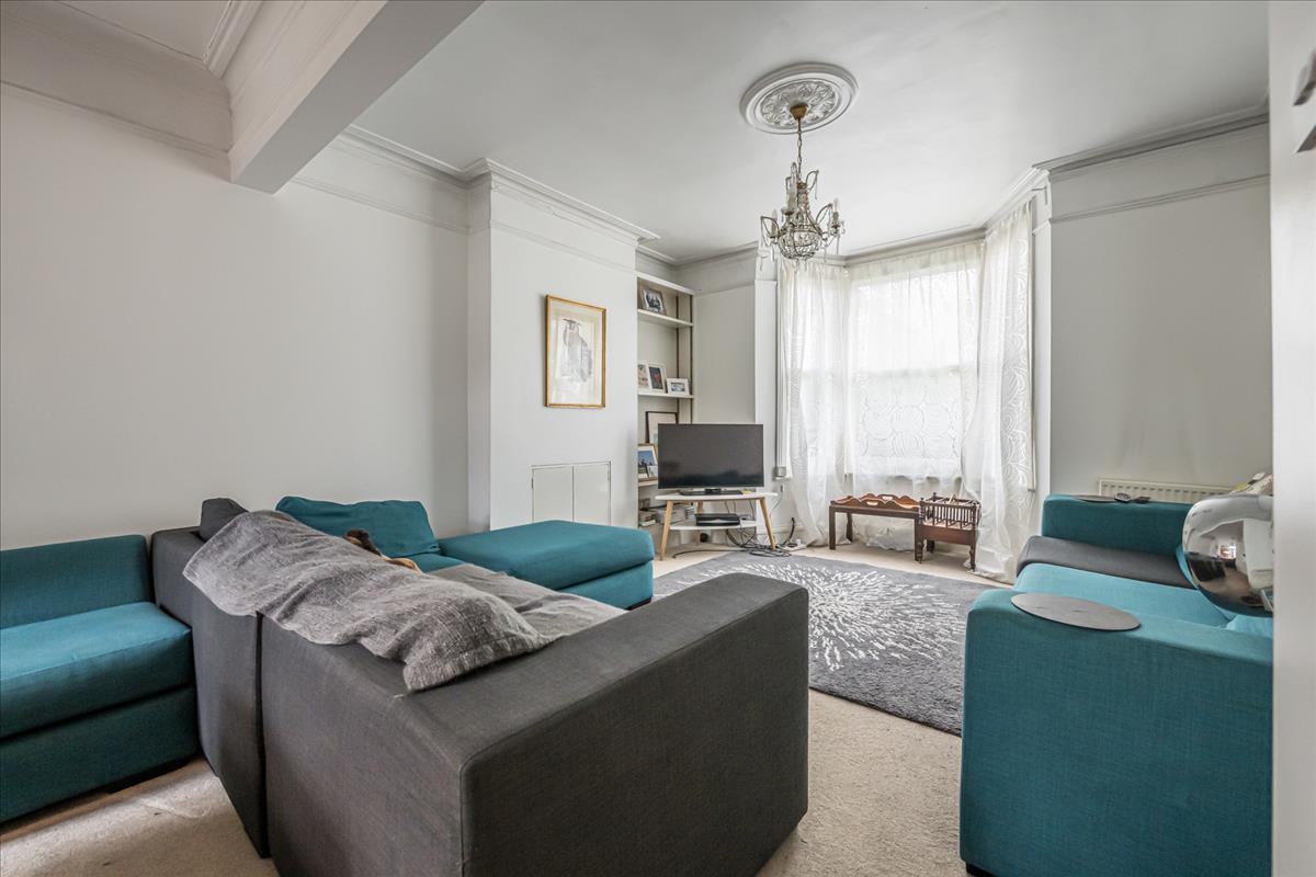 Property Image 41285b59-dd51-468c-adcf-0be622c58bc0