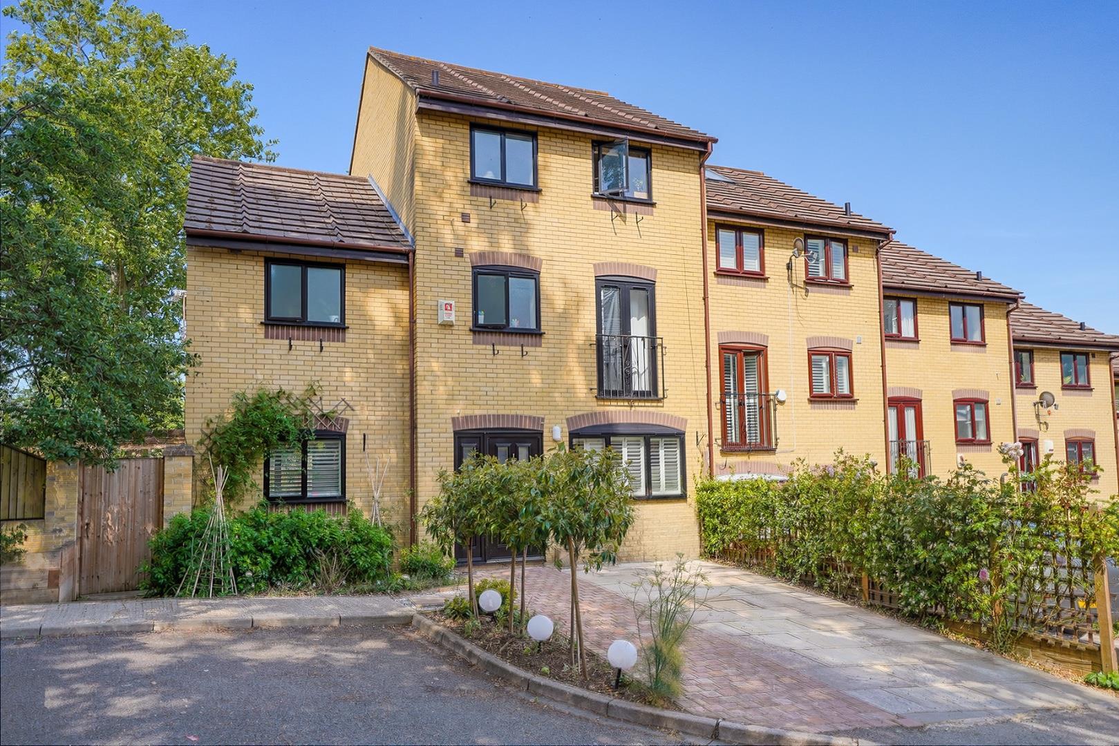 Property Image 412ed7d4-adb8-46de-8b70-0f38f11f2e30