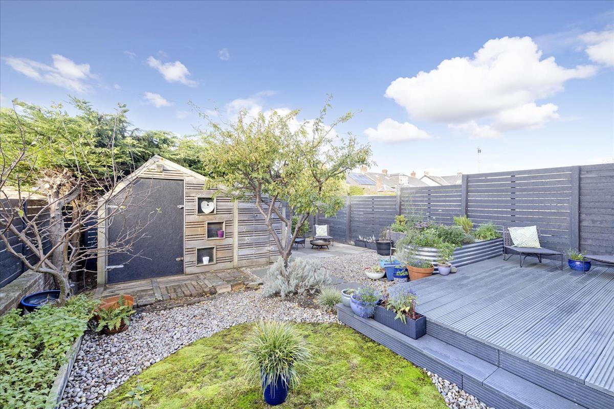 Property Image 4137d239-52d6-4a83-a648-073fe365dfc9