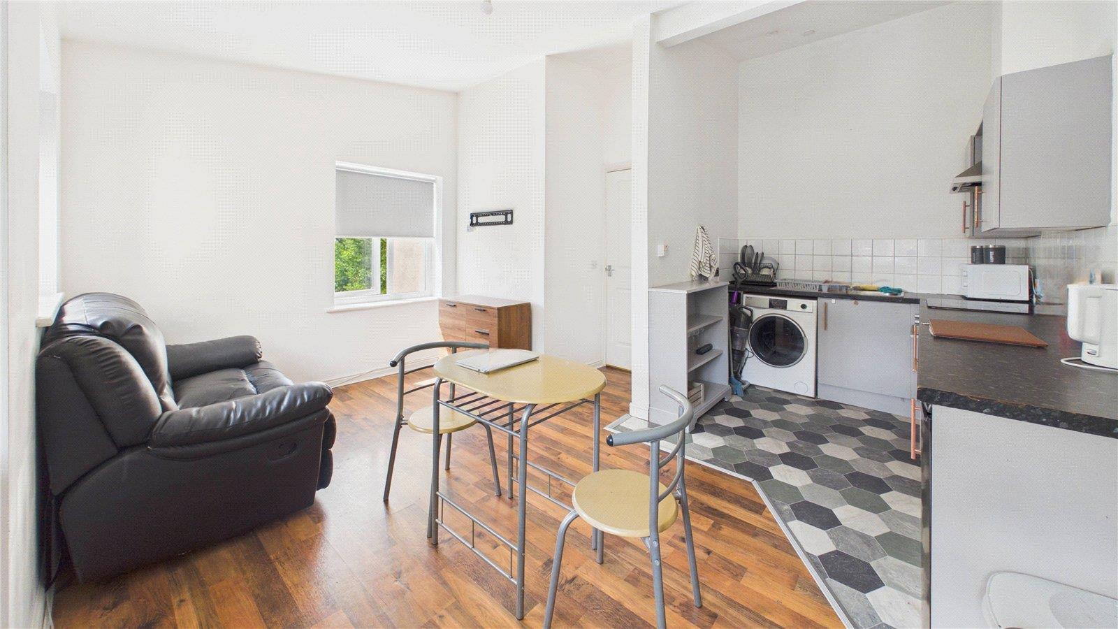 Property Image 413cd4bc-a0ed-419f-9933-7c7b7693c3a3