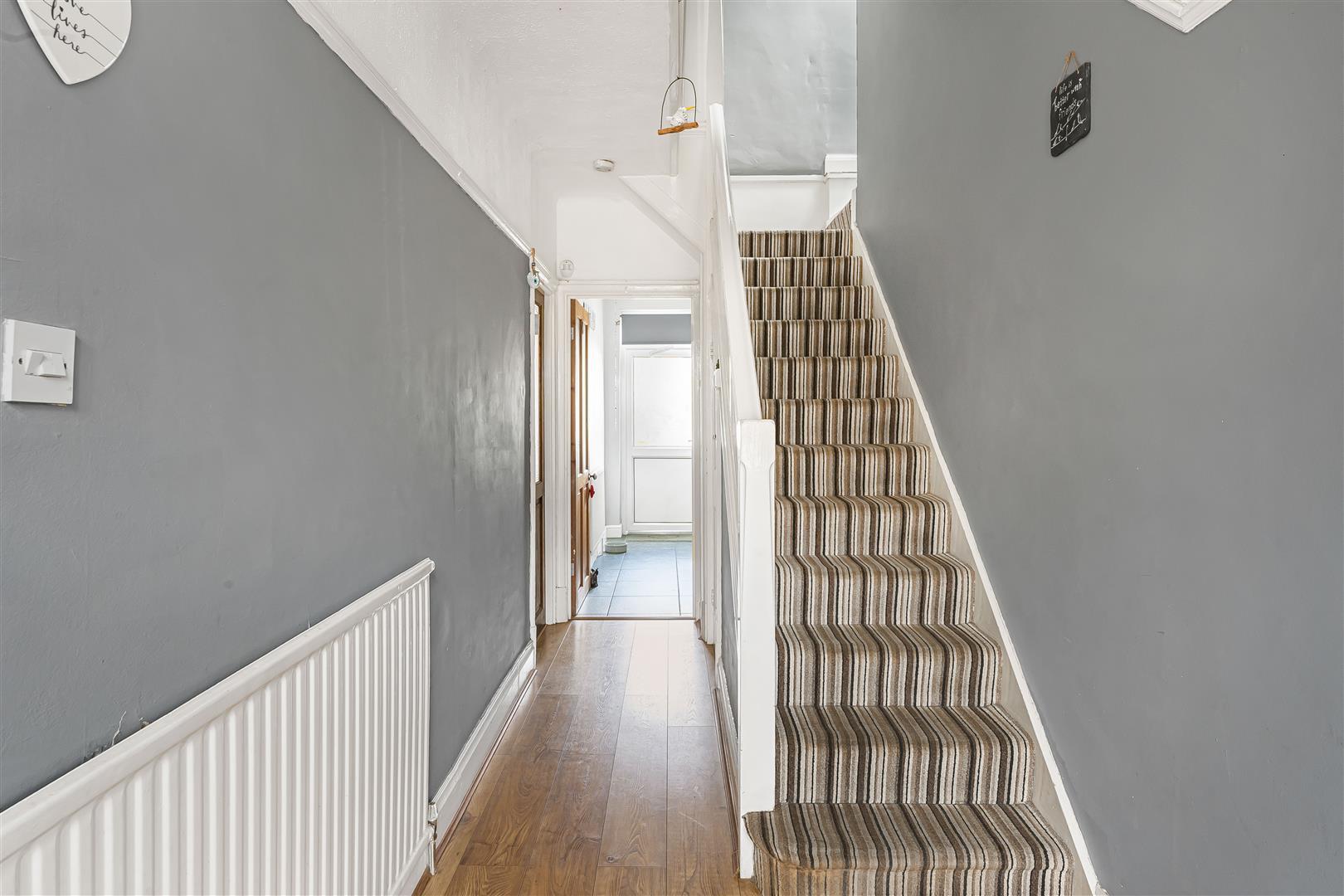 Property Image 41475546-b0b4-444c-bab2-62c9161ec952