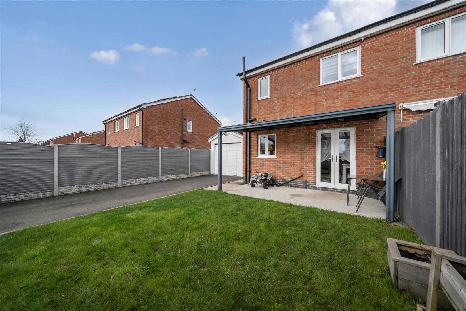 Property Image 414c34da-b38e-423e-8d93-b7149f2933da